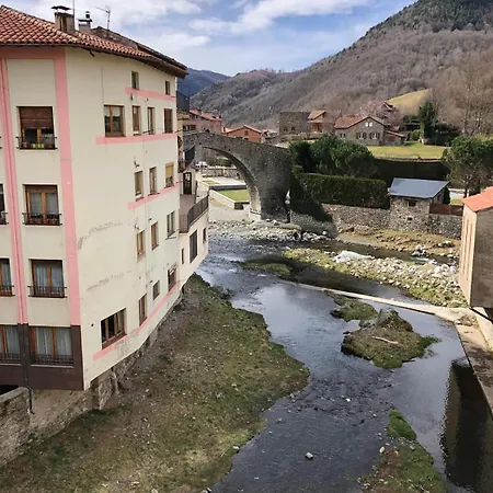 Quatrecantons Apartamento Camprodon