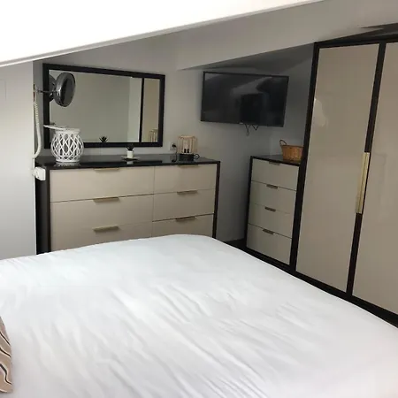 Quatrecantons Apartment